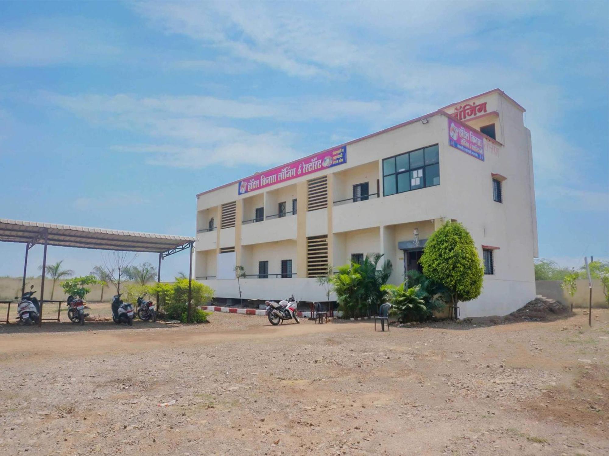 Spot On 79676 Hote Kinara Lodging And Restaurant Daund Exterior foto